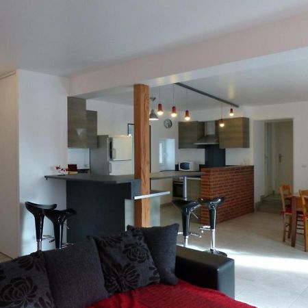 Maison Renovee Avec Cour Privee, Proche De Gannat, 3 Chambres, Animaux Acceptes, Equipements Modernes. - Fr-1-489-37 Poezat Zewnętrze zdjęcie
