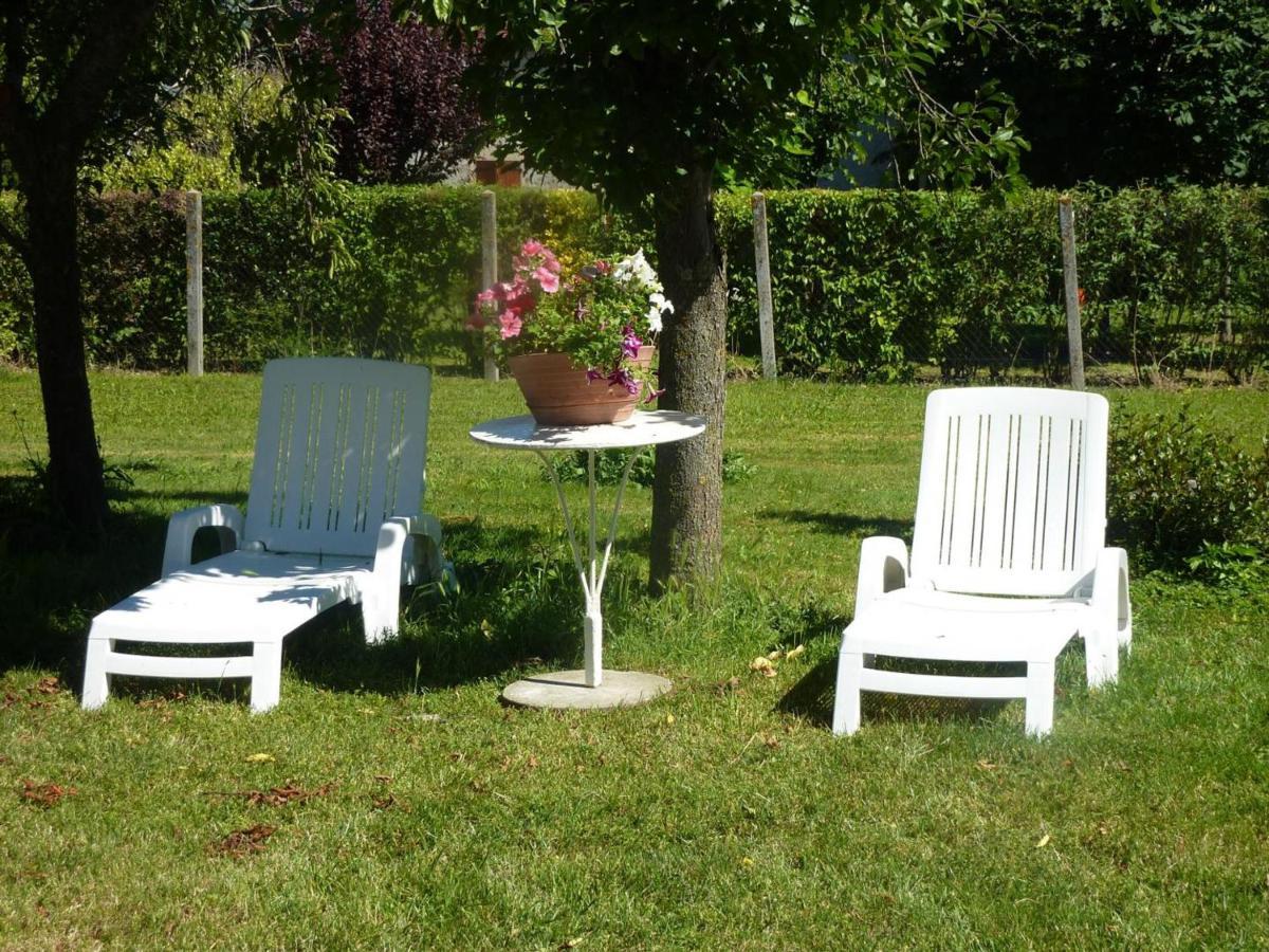 Maison Renovee Avec Cour Privee, Proche De Gannat, 3 Chambres, Animaux Acceptes, Equipements Modernes. - Fr-1-489-37 Poezat Zewnętrze zdjęcie